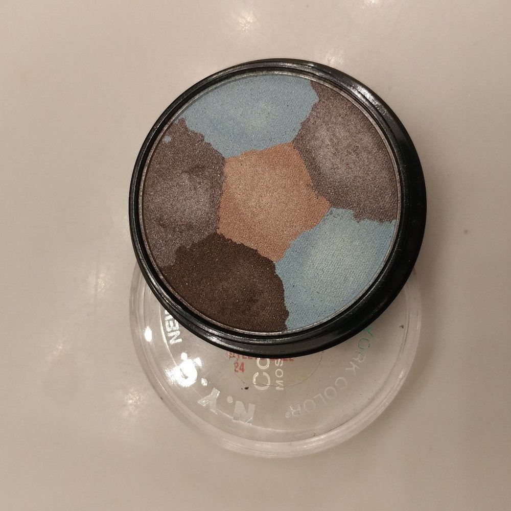 Eyeshadow bundle - Picture 4 of 5
